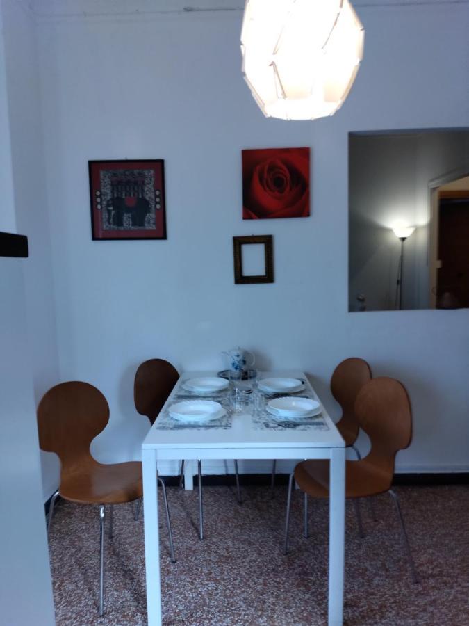 Trilocale Cecilia'S Studio Genua Exteriör bild