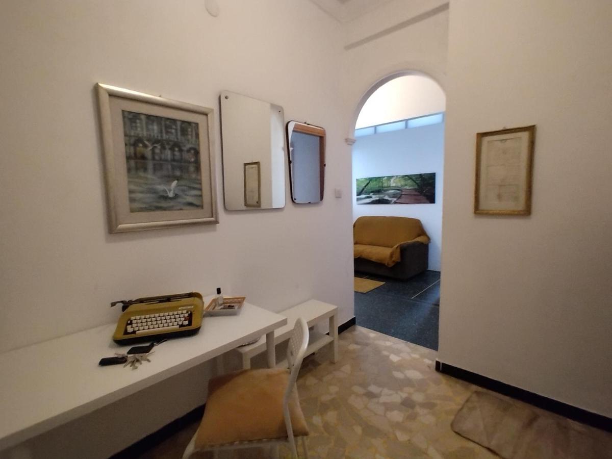 Trilocale Cecilia'S Studio Genua Exteriör bild