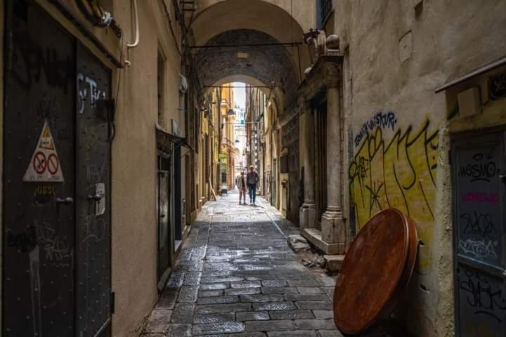 Trilocale Cecilia'S Studio Genua Exteriör bild